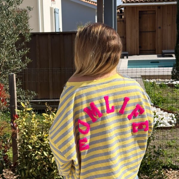 PULL MOM LIFE JAUNE